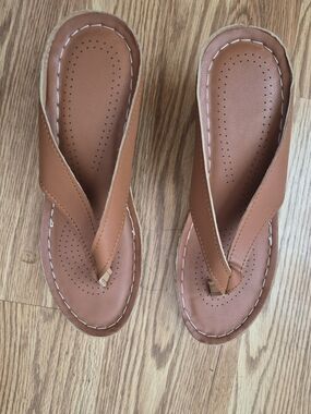 Brand New Thong Tan Faux Leather Sandals,size 8